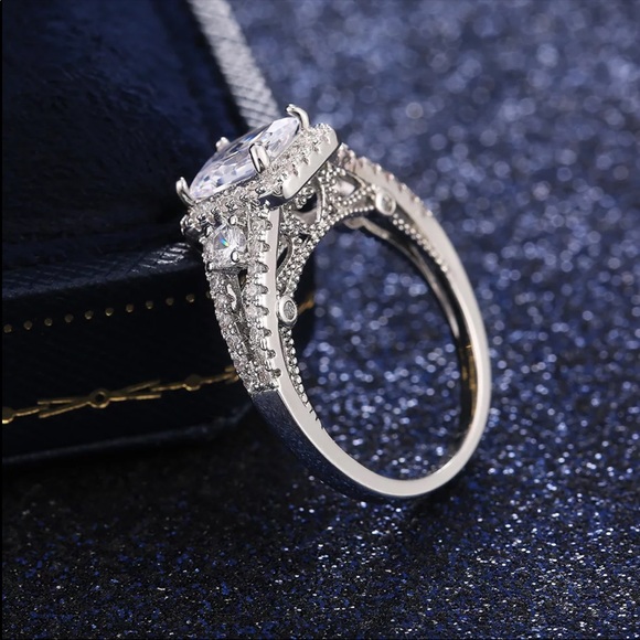 New Women’s 925 Silver Beautiful Romantic Diamond Ring - Picture 3 of 6
